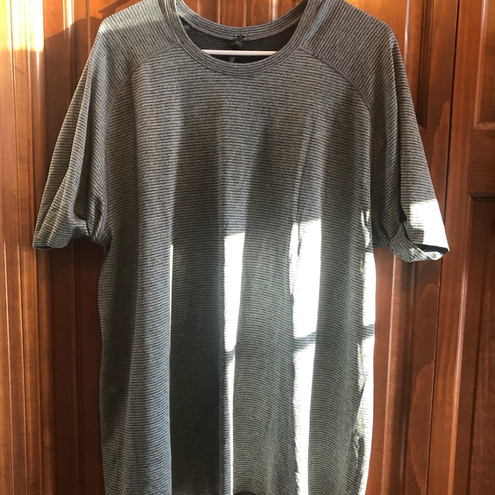 Lululemon shirt